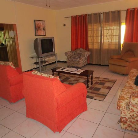 Chateau Yellow Mandeville Exterior foto